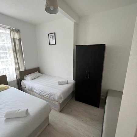 דירות לונדון Miles 4Floor מראה חיצוני תמונה